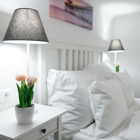 Sleek Minimalist Studio At Inner City Budapeszt Zewnętrze zdjęcie