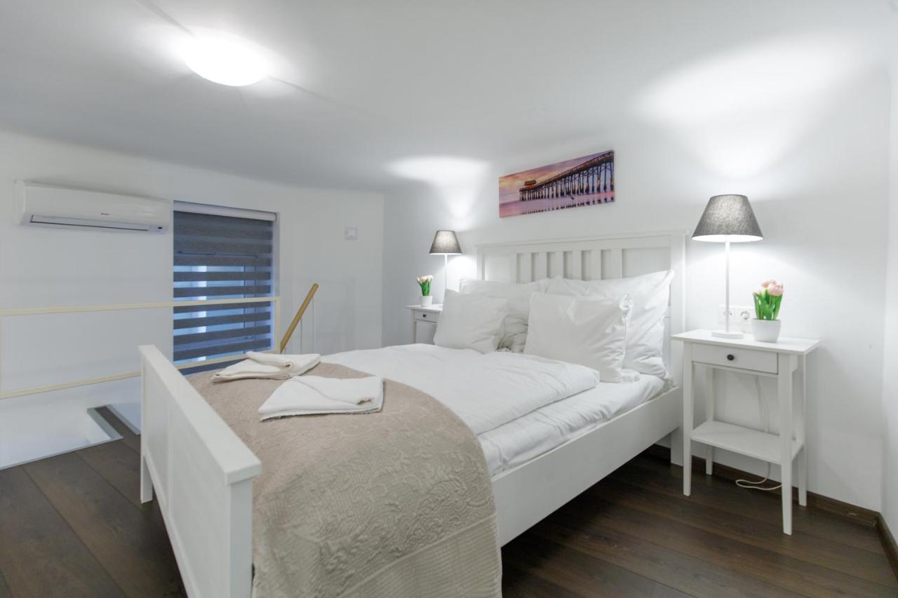 Sleek Minimalist Studio At Inner City Budapeszt Zewnętrze zdjęcie