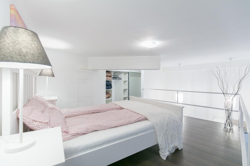 Sleek Minimalist Studio At Inner City Budapeszt Zewnętrze zdjęcie