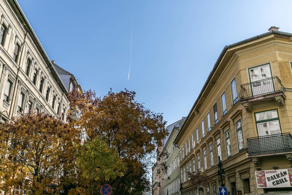 Sleek Minimalist Studio At Inner City Budapeszt Zewnętrze zdjęcie